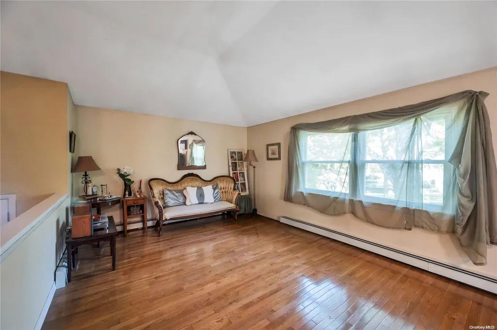 2 Sandpiper Lane Centereach NY 11720