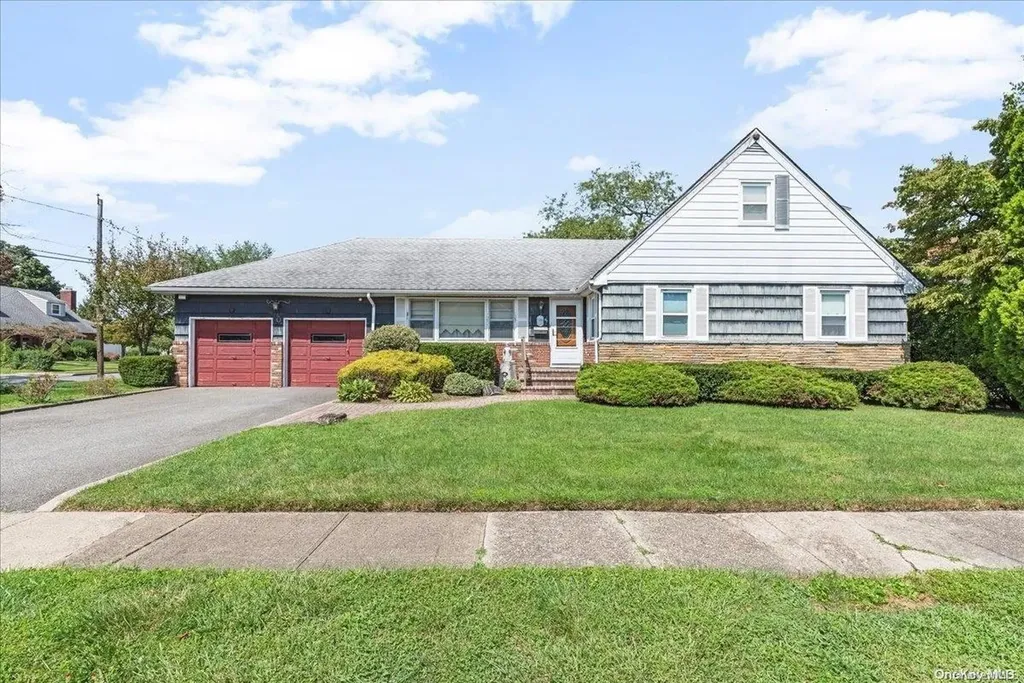 47 William Street Bethpage NY 11714