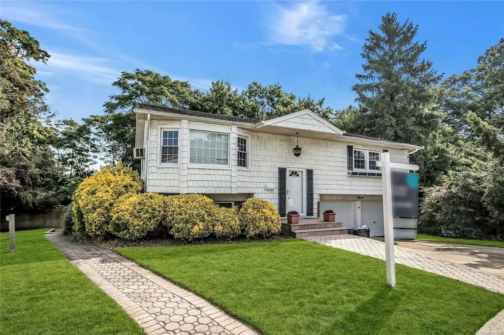 7 Felms Court Bethpage NY 11714