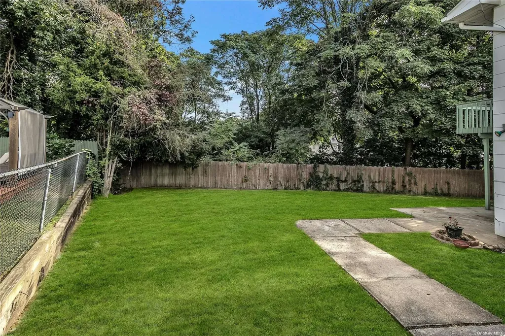 7 Felms Court Bethpage NY 11714