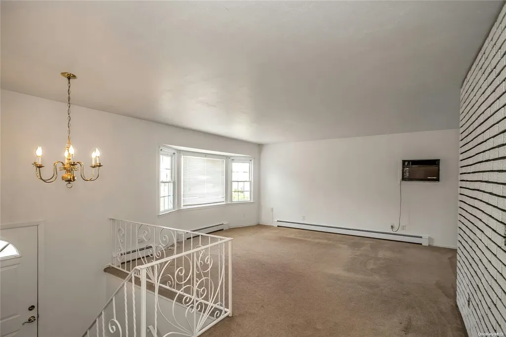 7 Felms Court Bethpage NY 11714