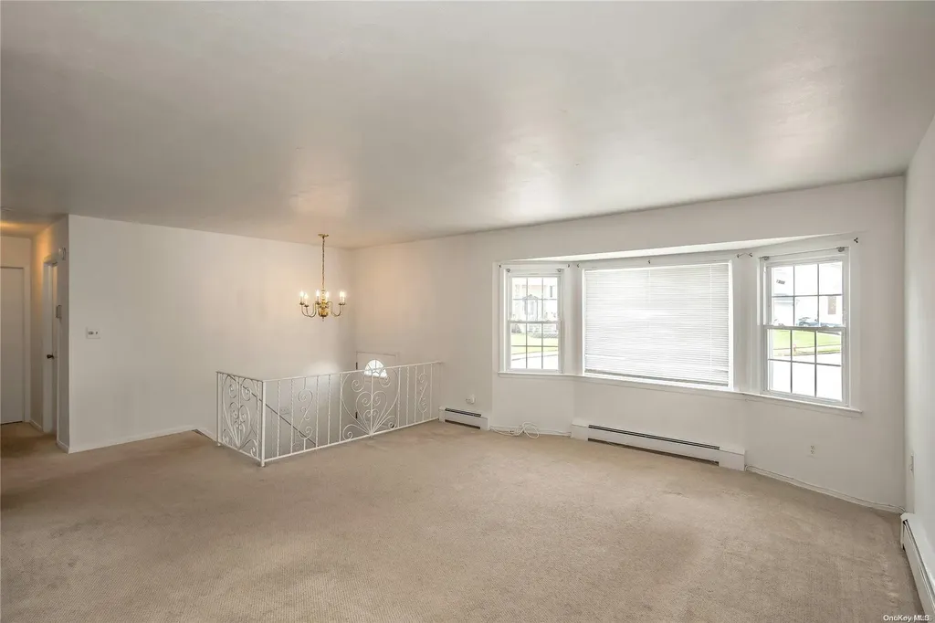 7 Felms Court Bethpage NY 11714