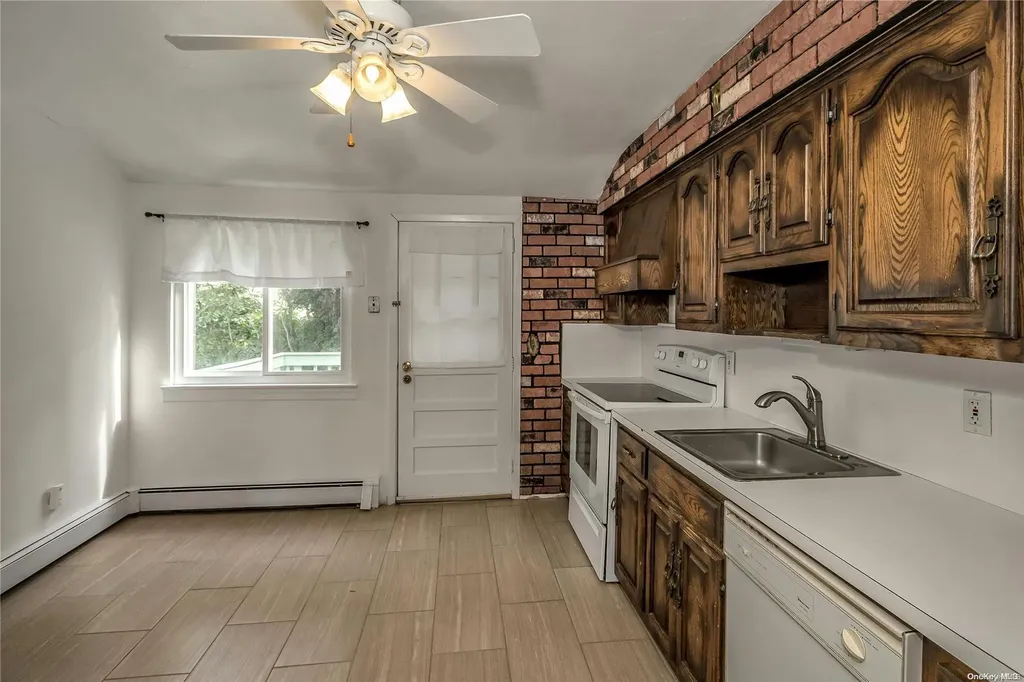 7 Felms Court Bethpage NY 11714