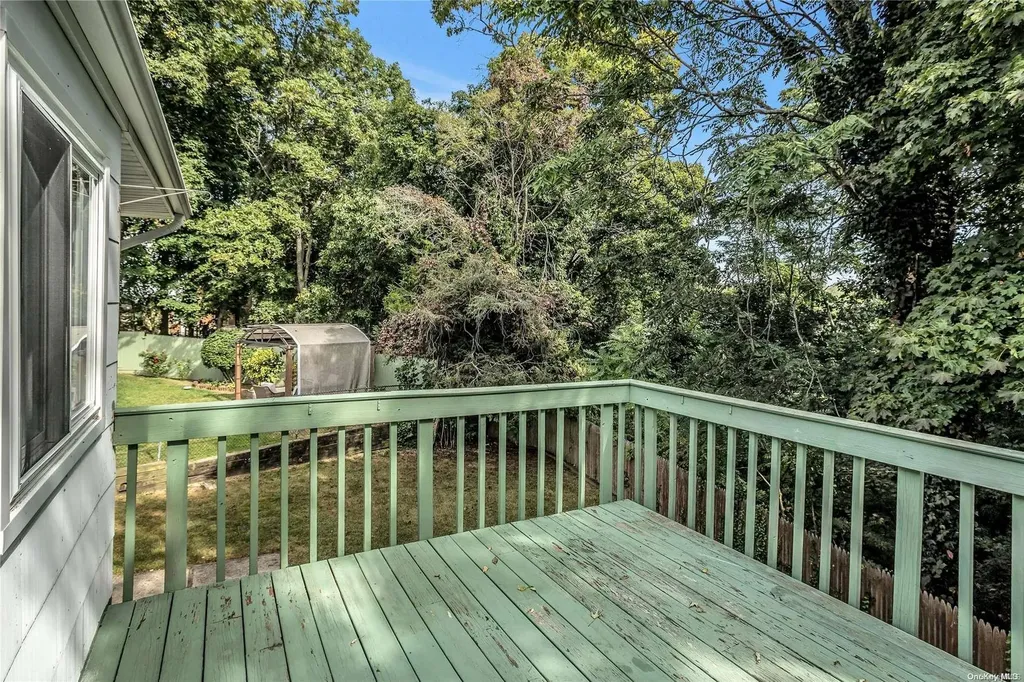 7 Felms Court Bethpage NY 11714