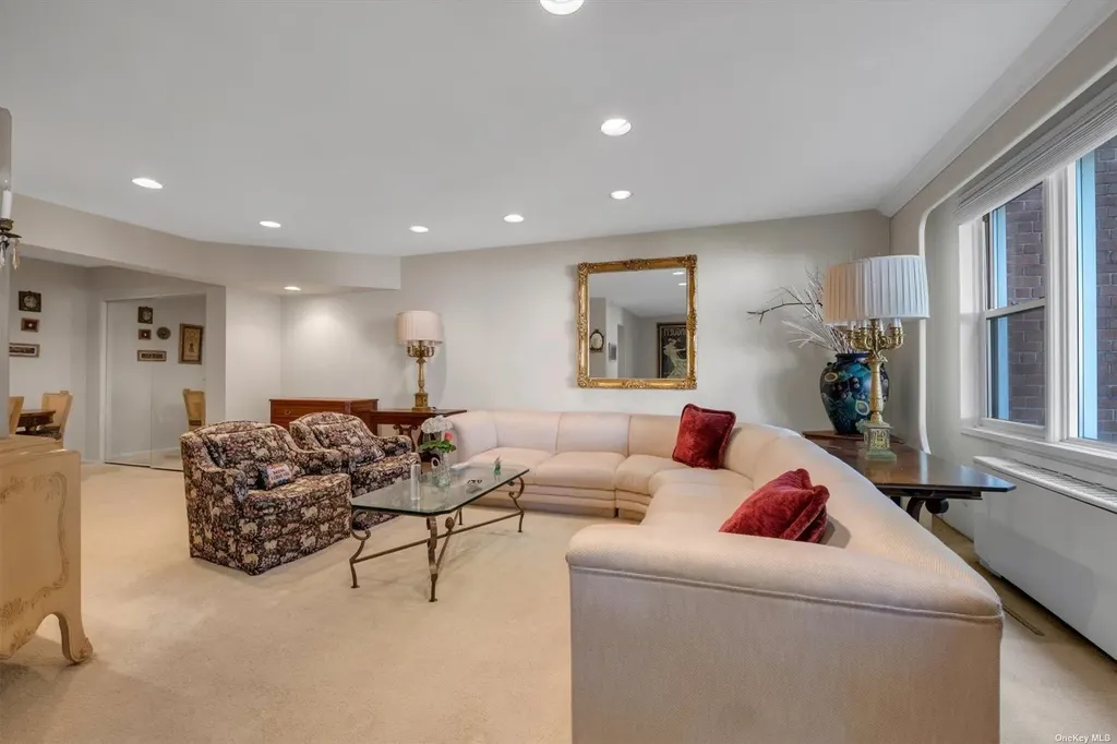 1390 Broadway Hewlett NY 11557