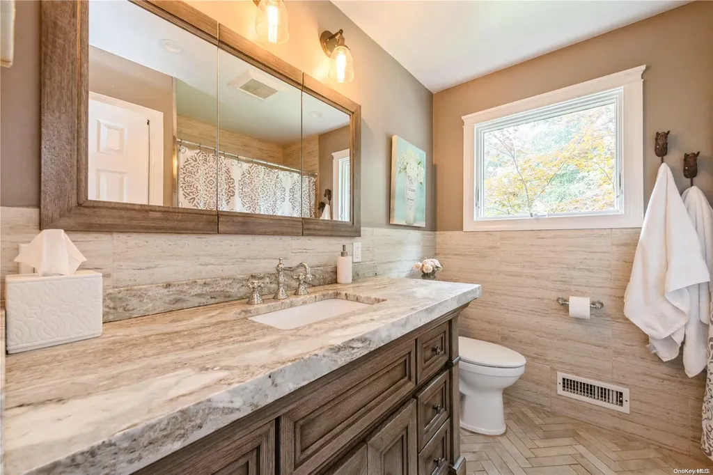 41 New Mill Road Smithtown NY 11787