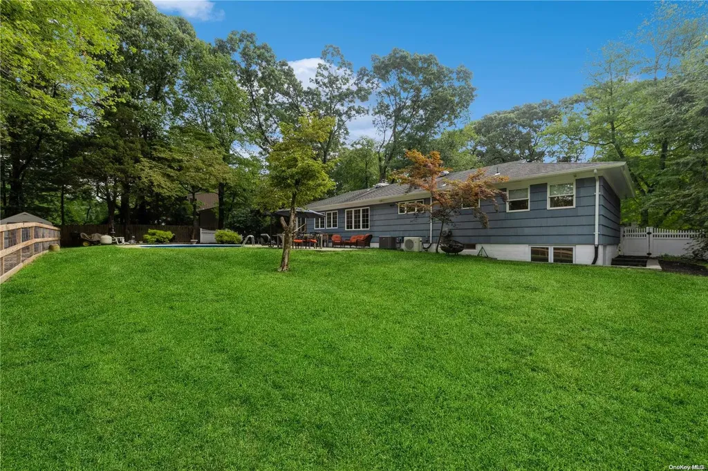 41 New Mill Road Smithtown NY 11787