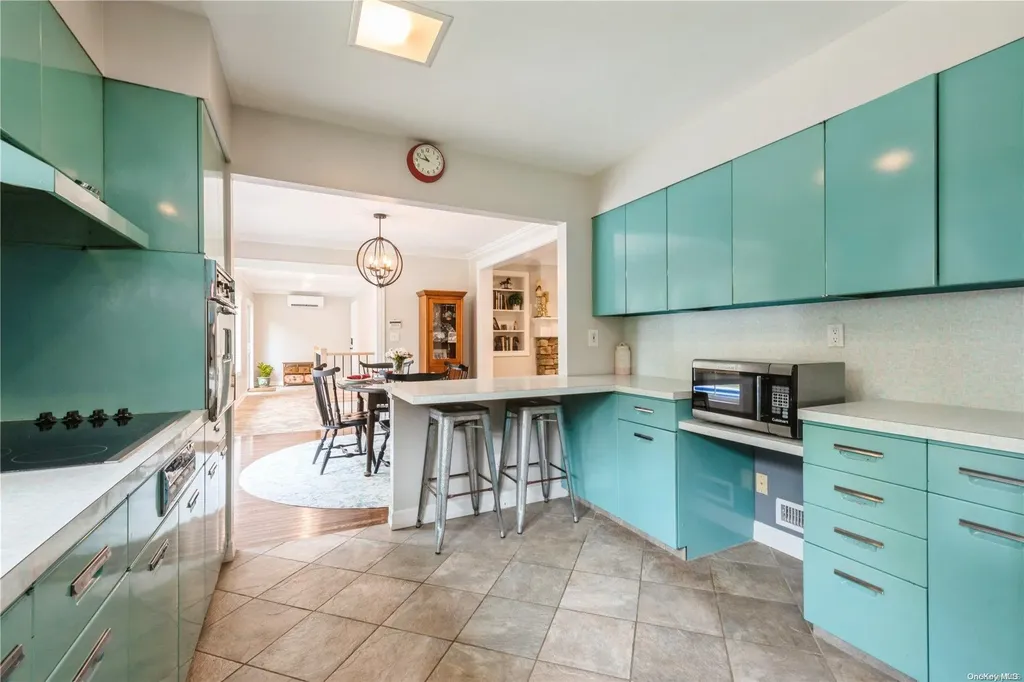 41 New Mill Road Smithtown NY 11787