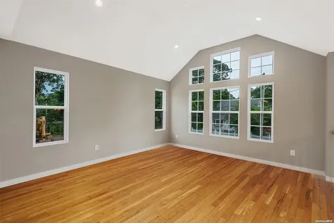 77 Hemlock Drive Mastic Beach NY 11951