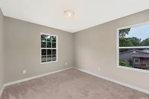 77 Hemlock Drive Mastic Beach NY 11951