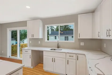 77 Hemlock Drive Mastic Beach NY 11951