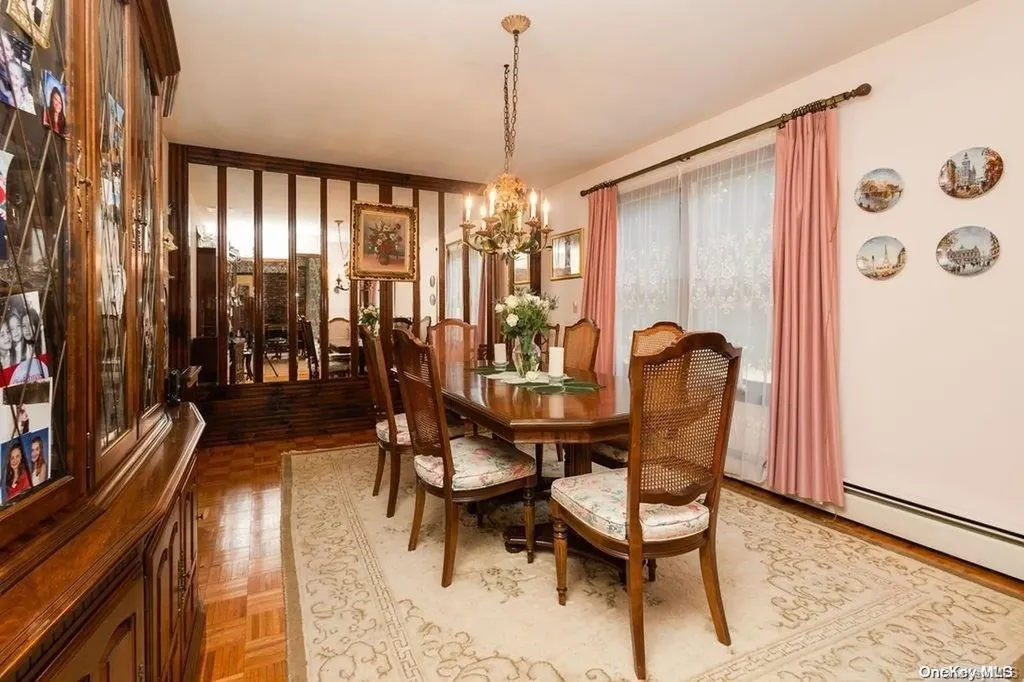 7 Bevy Hollow Road Setauket NY 11733
