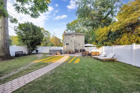 202 Livingston Avenue Babylon NY 11702