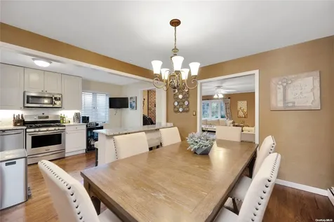 202 Livingston Avenue Babylon NY 11702