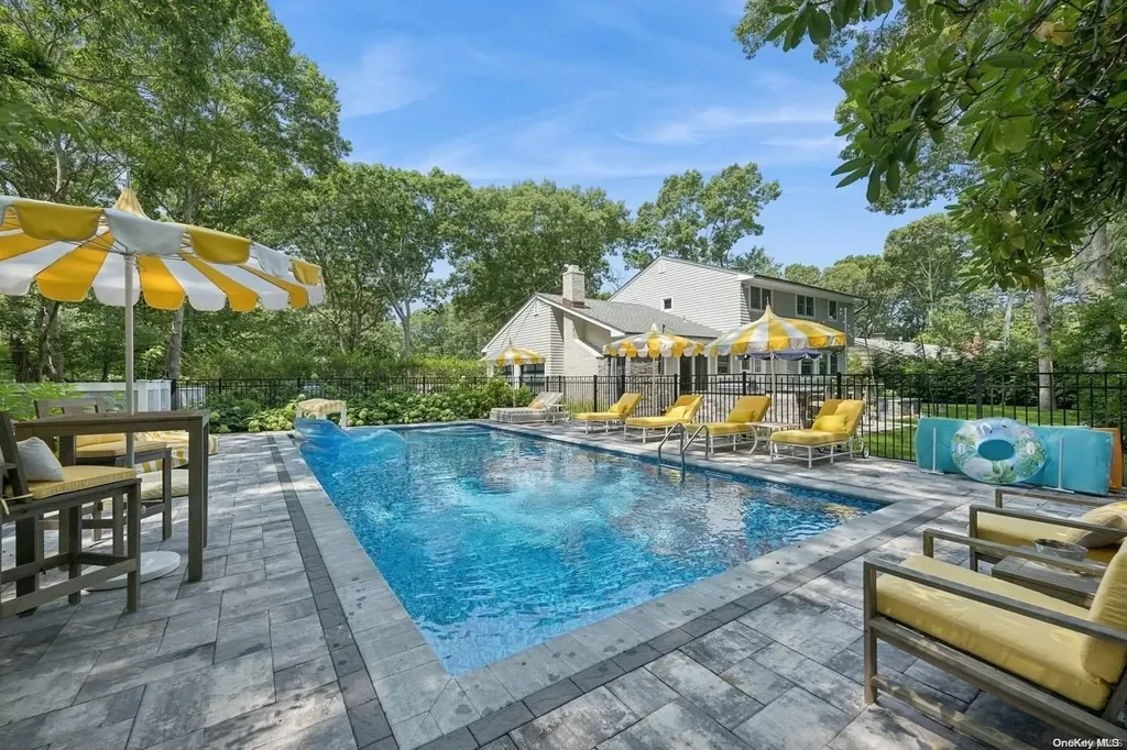 124 Bridies Path Southampton NY 11968