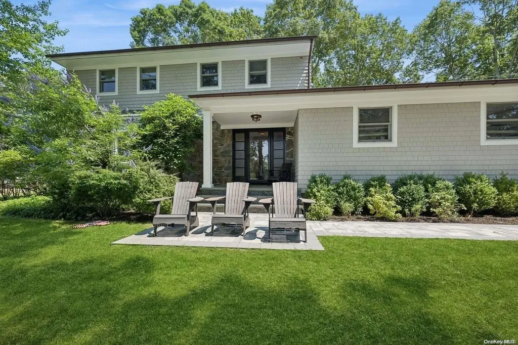124 Bridies Path Southampton NY 11968
