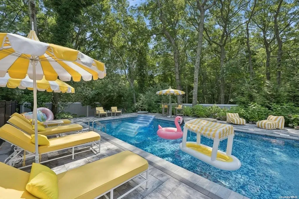 124 Bridies Path Southampton NY 11968