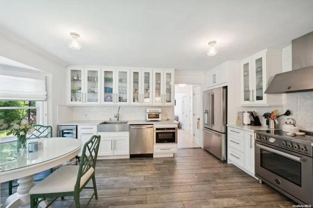124 Bridies Path Southampton NY 11968