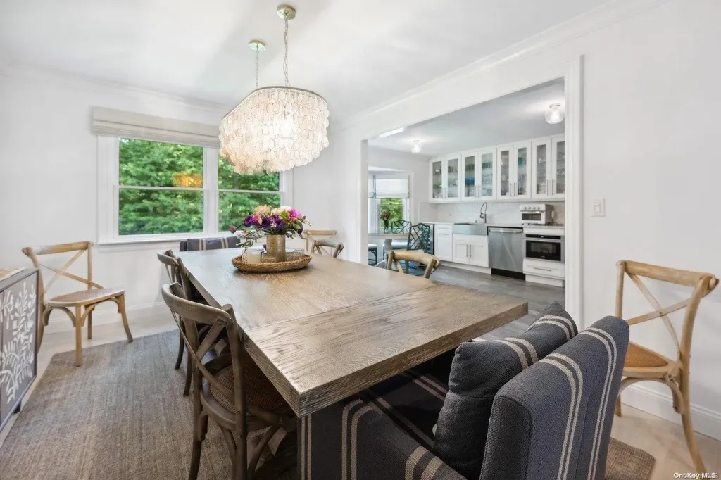 124 Bridies Path Southampton NY 11968