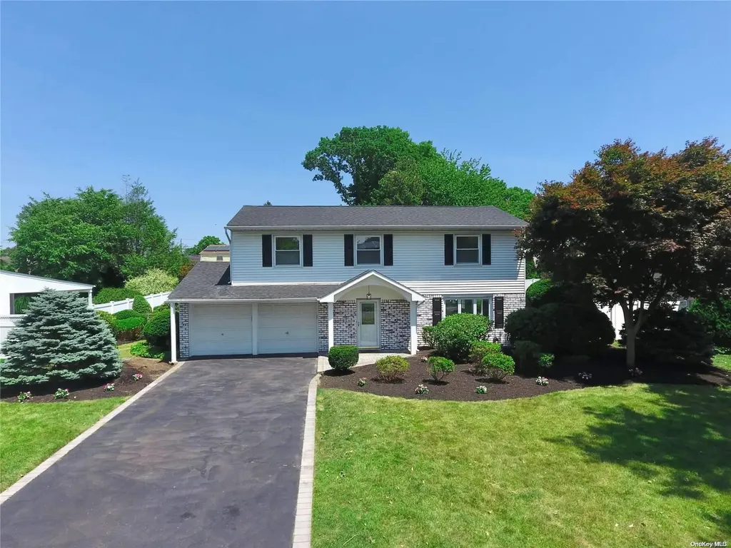 19 Brookstan Road Nesconset NY 11767