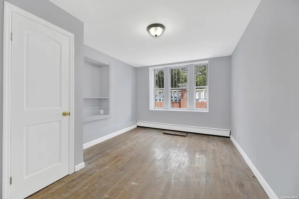 616 E 52nd Street Brooklyn NY 11203