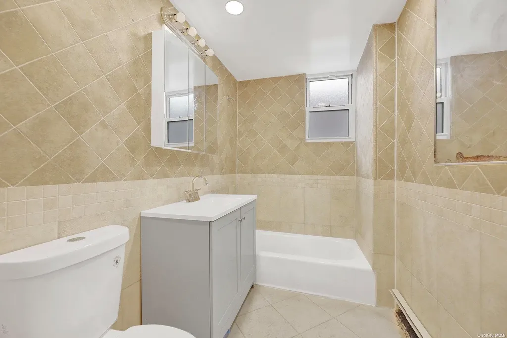 616 E 52nd Street Brooklyn NY 11203