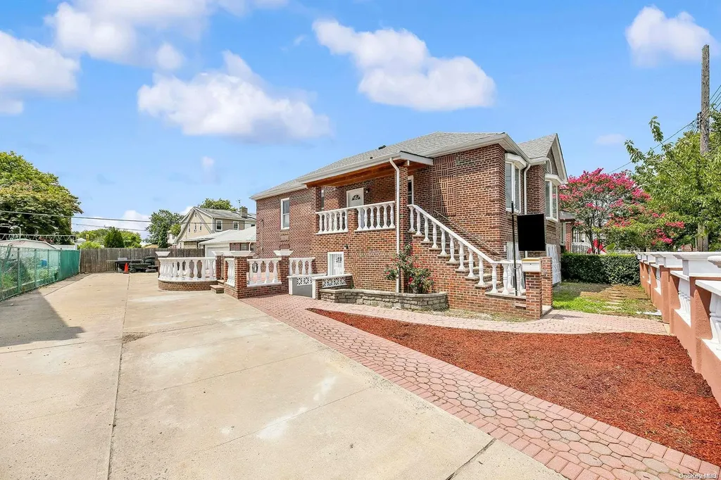 616 E 52nd Street Brooklyn NY 11203