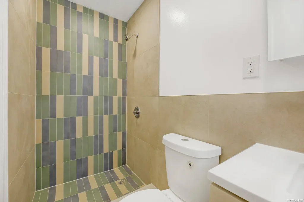 616 E 52nd Street Brooklyn NY 11203
