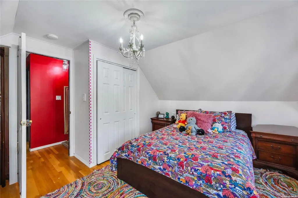 14 Rigger Lane Levittown NY 11756