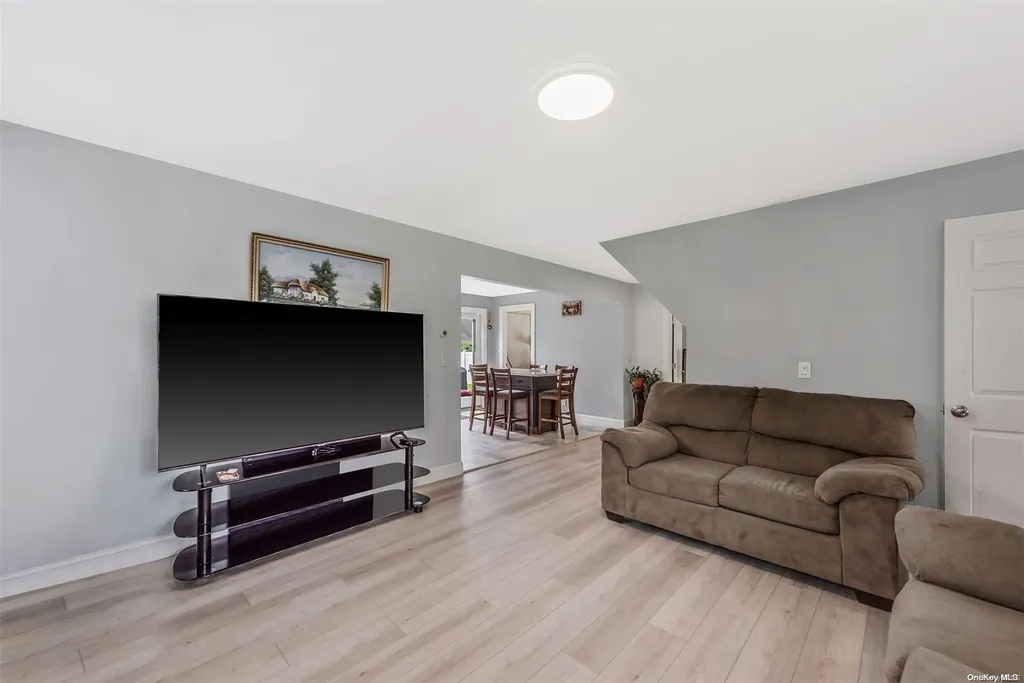 80 Everett Street Patchogue NY 11772