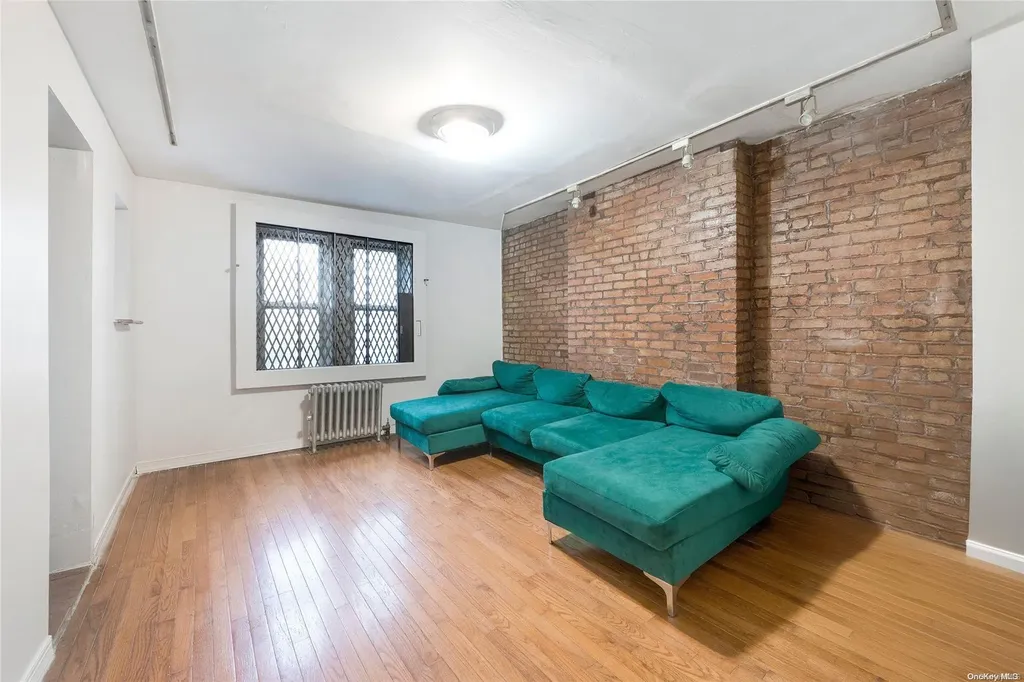 439 E 116th Street New York (manhattan) NY 10029