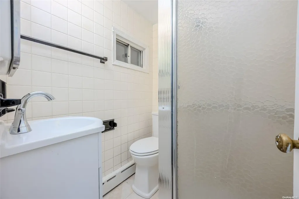 19 3rd Avenue Rocky Point NY 11778