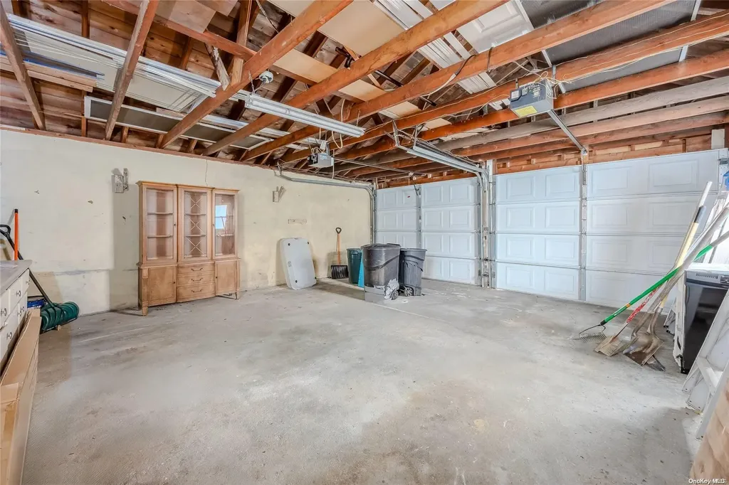 19 3rd Avenue Rocky Point NY 11778