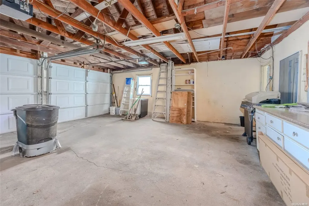 19 3rd Avenue Rocky Point NY 11778