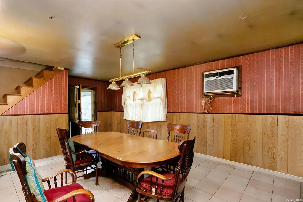 585 Grand Boulevard Deer Park NY 11729