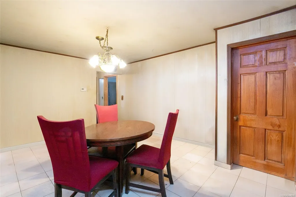 585 Grand Boulevard Deer Park NY 11729