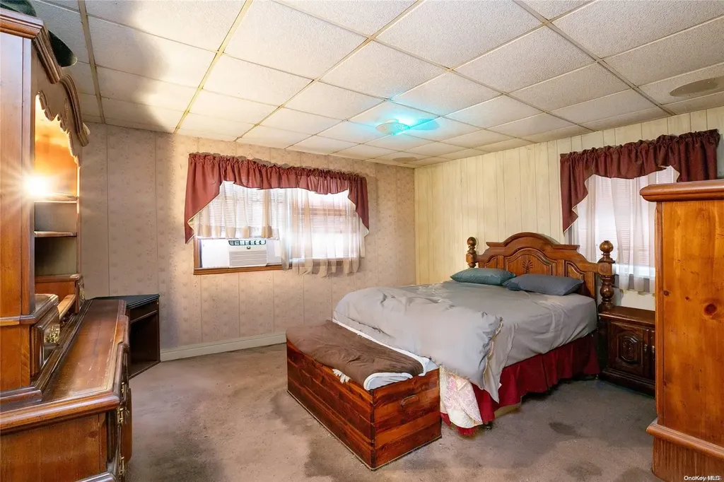 585 Grand Boulevard Deer Park NY 11729