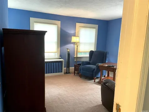 203 New York Avenue Lindenhurst NY 11757