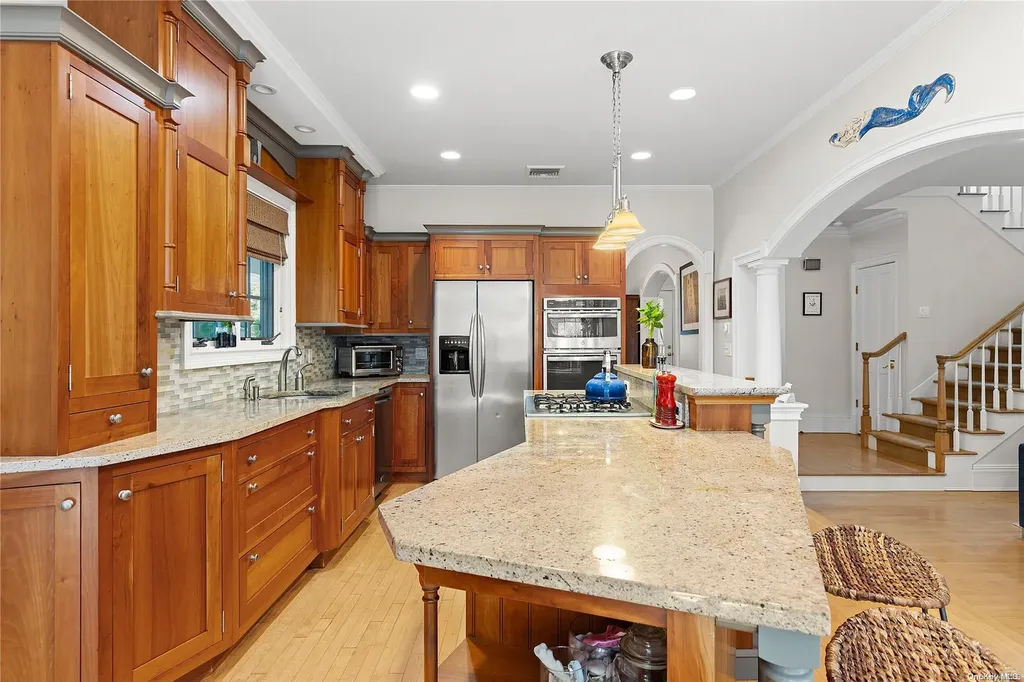 3 E Moriches Boulevard East Moriches NY 11940