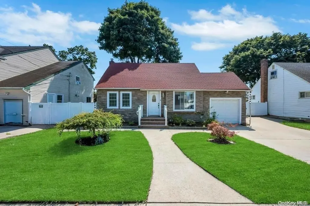 40 34th Street Copiague NY 11726