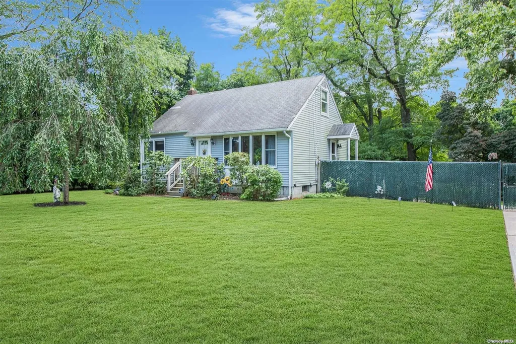 1480 Pine Avenue Bohemia NY 11716