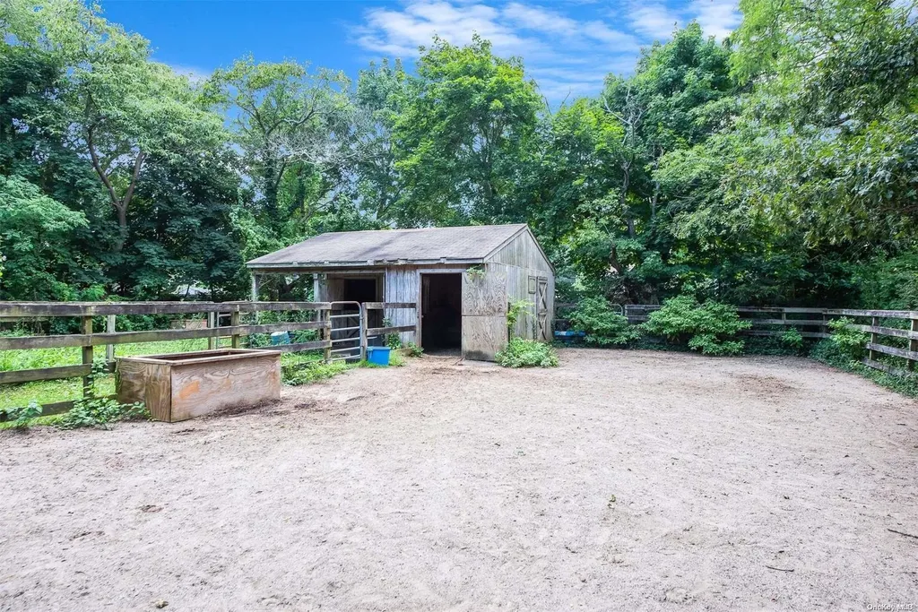 1480 Pine Avenue Bohemia NY 11716