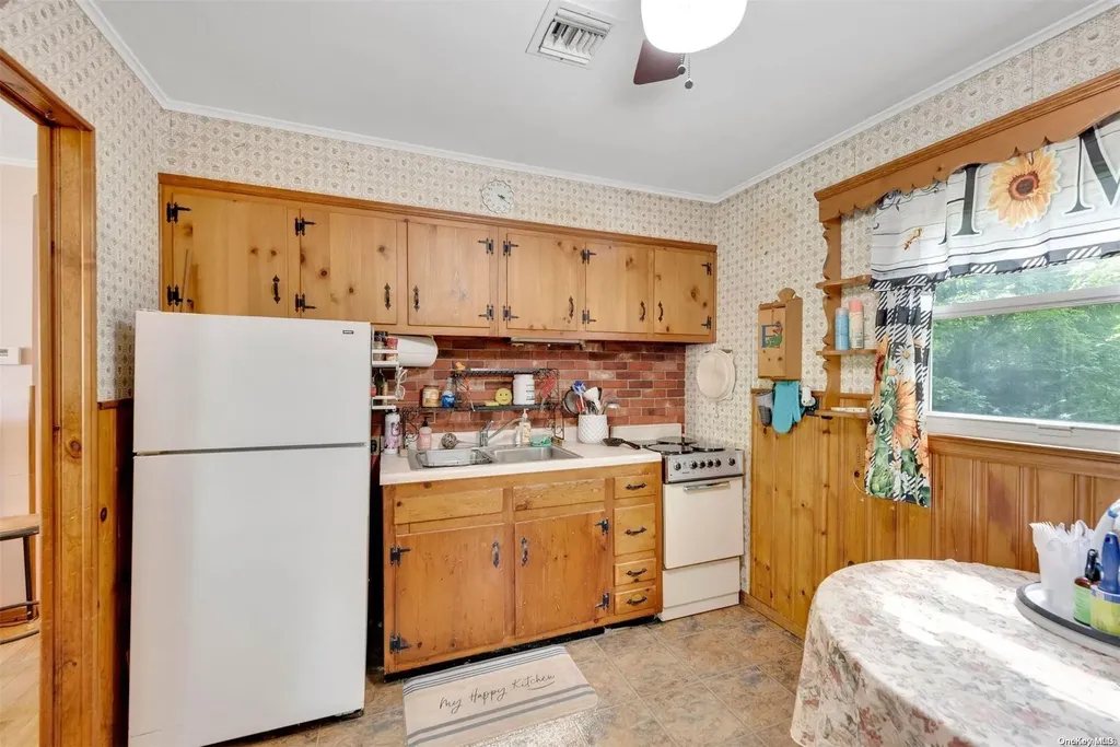 1480 Pine Avenue Bohemia NY 11716
