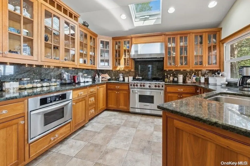 1487 Peconic Bay Boulevard Laurel NY 11948