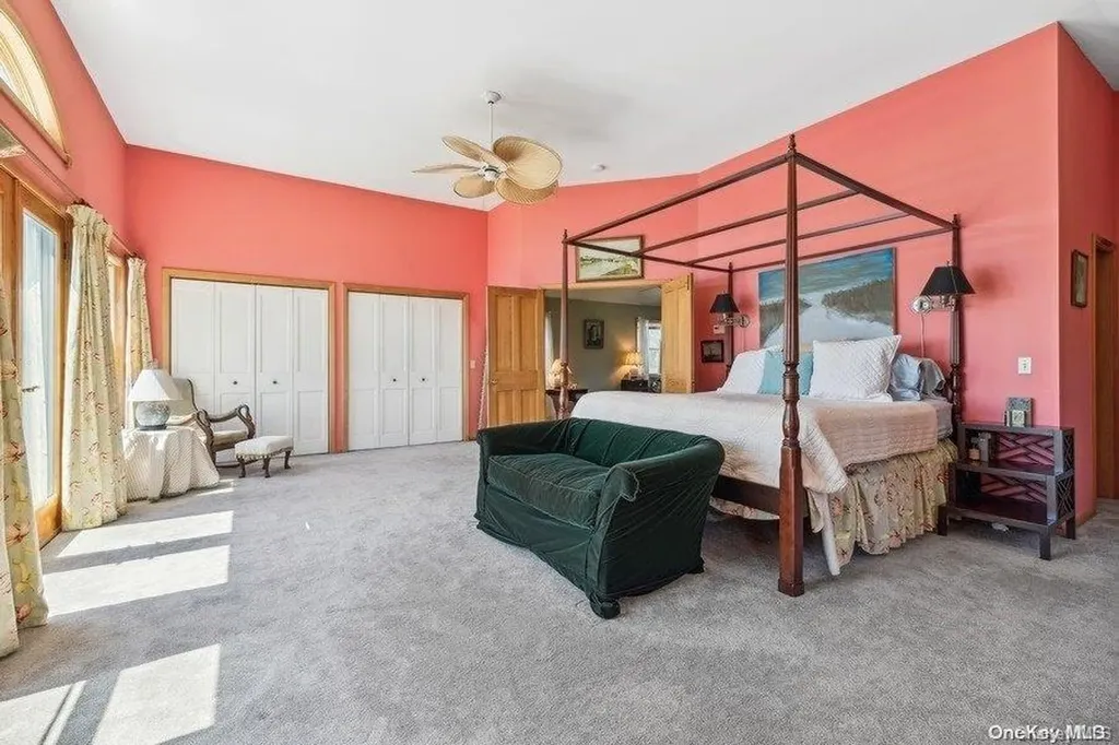 1487 Peconic Bay Boulevard Laurel NY 11948