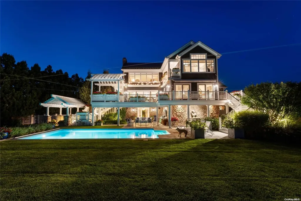 60 Middle Pond Road Southampton NY 11968