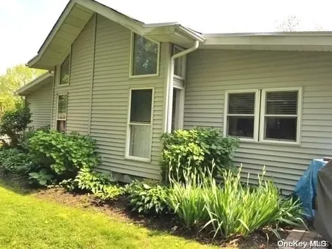 3 Brightview Drive Rocky Point NY 11778