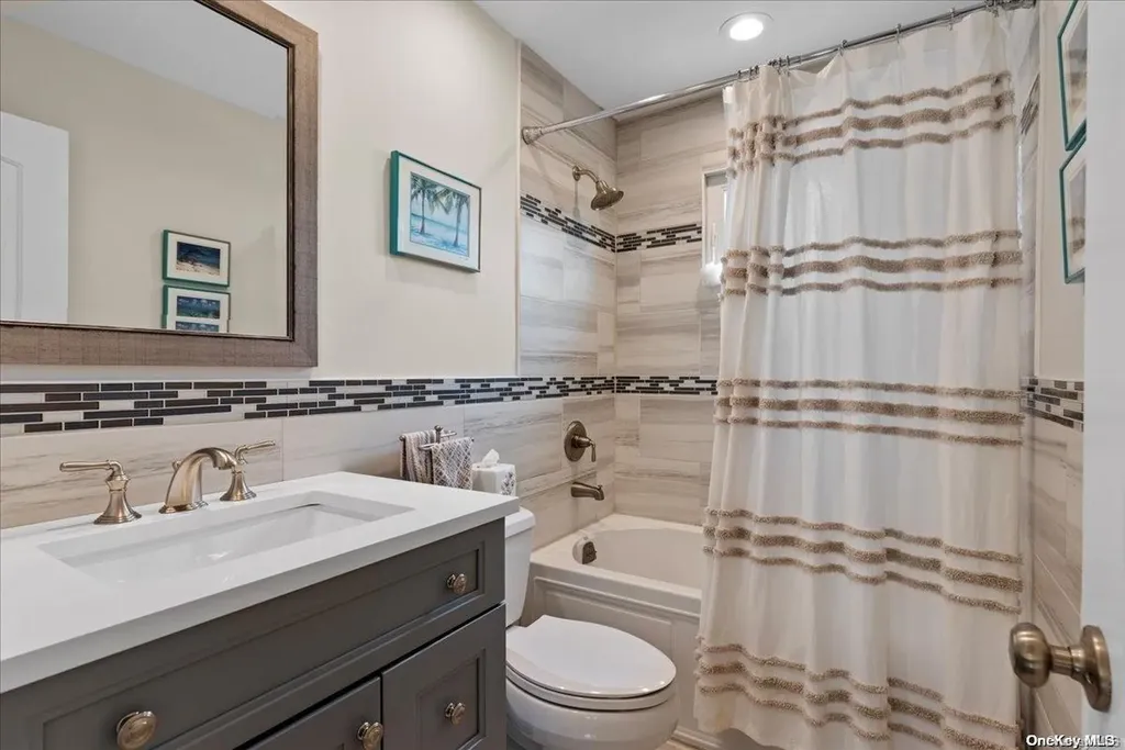 31 Linden Avenue Bethpage NY 11714