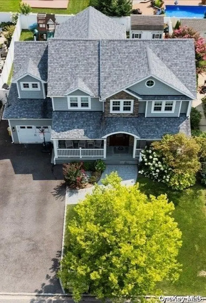 31 Linden Avenue Bethpage NY 11714