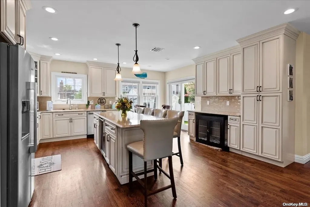 31 Linden Avenue Bethpage NY 11714